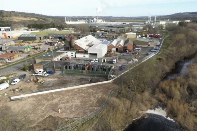 Tarmac low-carbon concrete trialled on flood-defence scheme 