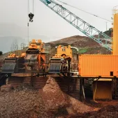 Bauer MAT’s slurry handling systems are used on major foundation and tunnelling projects to mix and separate bentonite and cement-based materials.